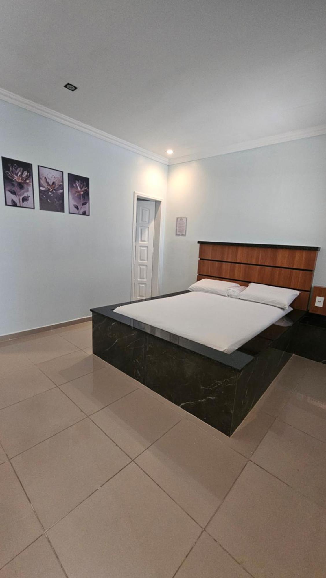 Hotel Ponta Negra *